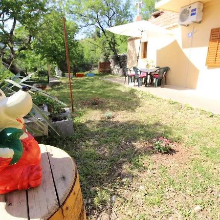 Exquisite Holiday In With Private Garden Feriehus Tribanj-Kruscica